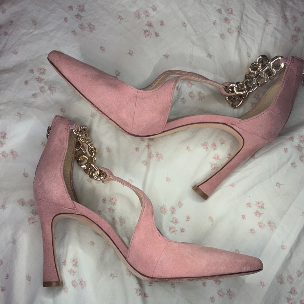 ANTONIO MELANI Pink Heels with Gold Chain